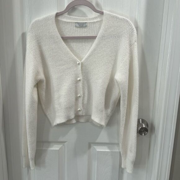 PRIMARK BUTTON DOWN CARDIGAN. - Picture 1 of 6